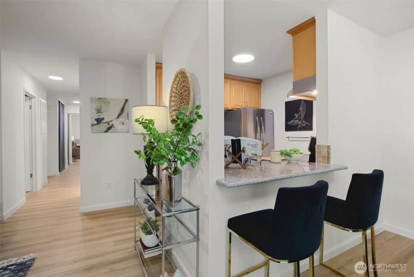 Property photo for 12429 Ne 130th Court #g108, Kirkland photo 8