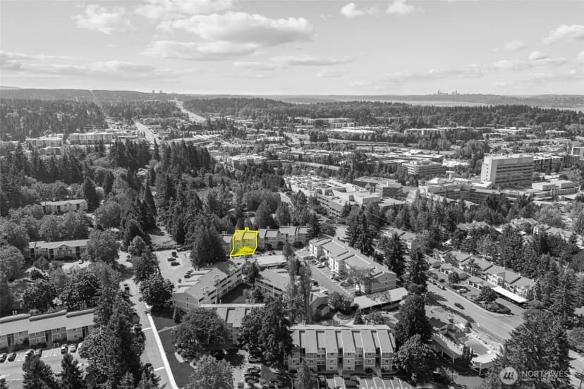 Property photo for 12429 Ne 130th Court #g108, Kirkland photo 27