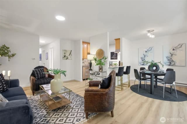 Property photo for 12429 Ne 130th Court #g108, Kirkland photo 3