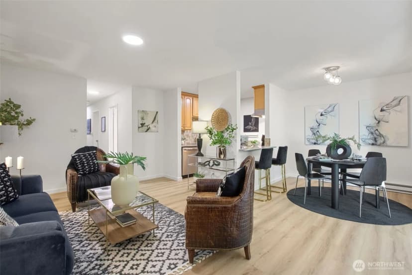 Property photo for 12429 Ne 130th Court #g108, Kirkland photo 3