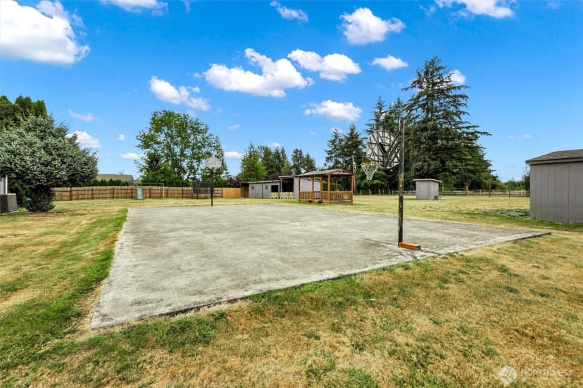 Property photo for 28707 26th Avenue E, Roy photo 27