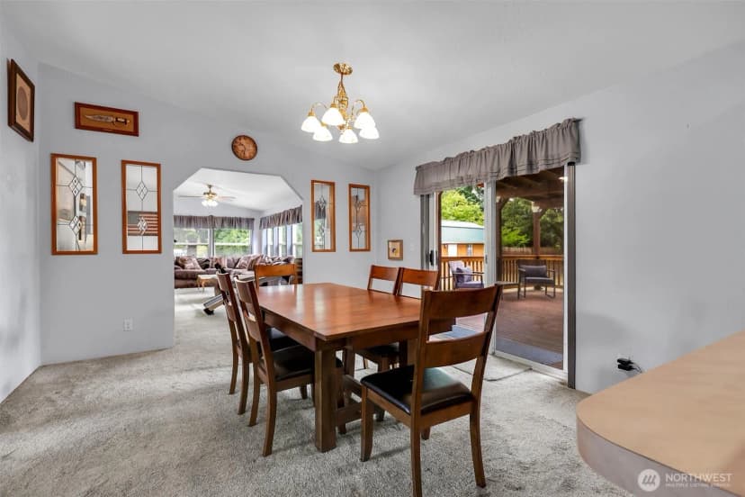 Property photo for 28707 26th Avenue E, Roy photo 7