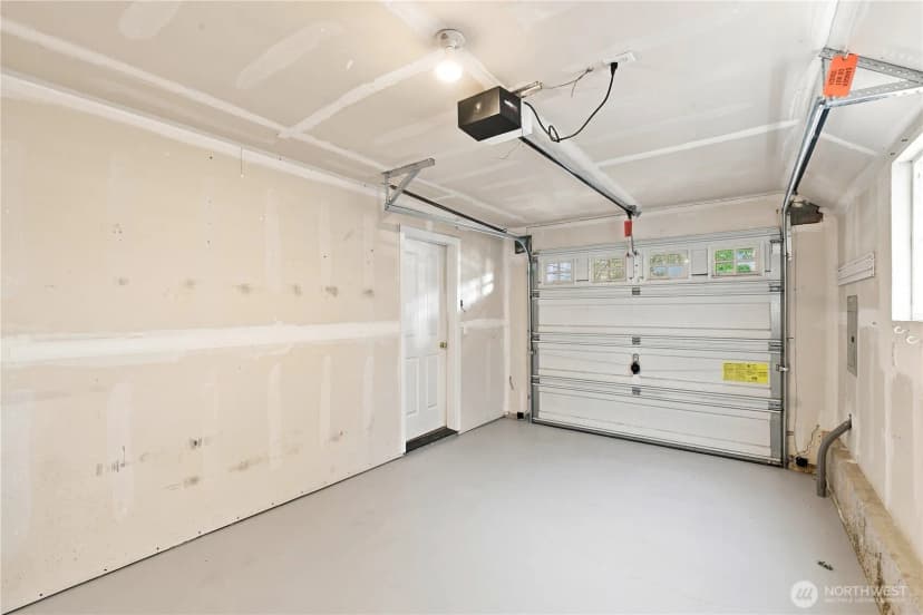 Property photo for 6513 24th Avenue Ne #a, Seattle photo 20