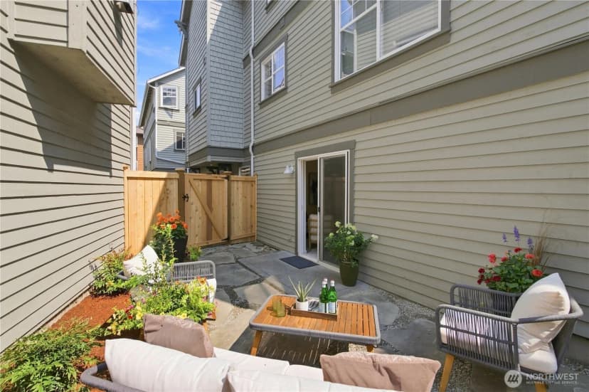 Property photo for 6513 24th Avenue Ne #a, Seattle photo 19