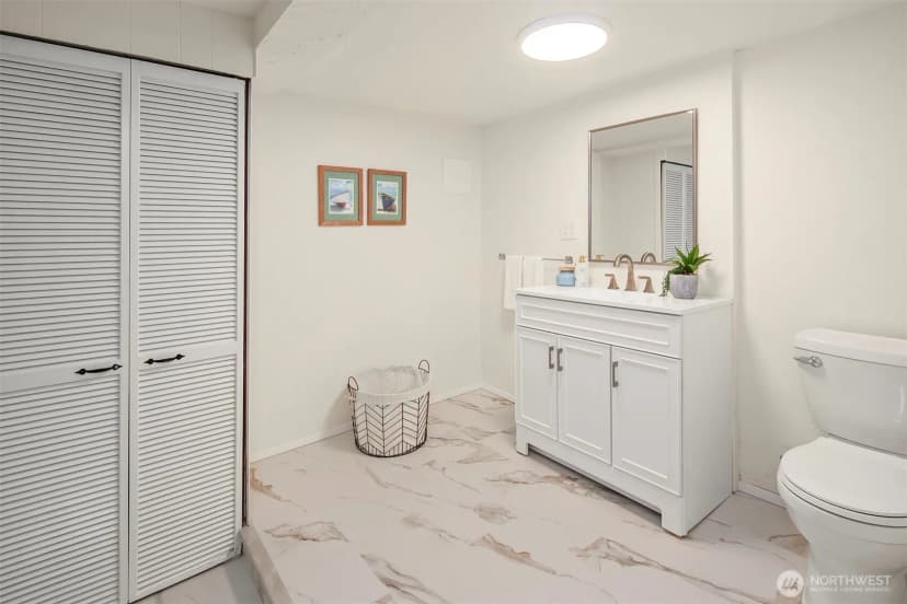 Property photo for 16623 Fremont Avenue N, Shoreline photo 22