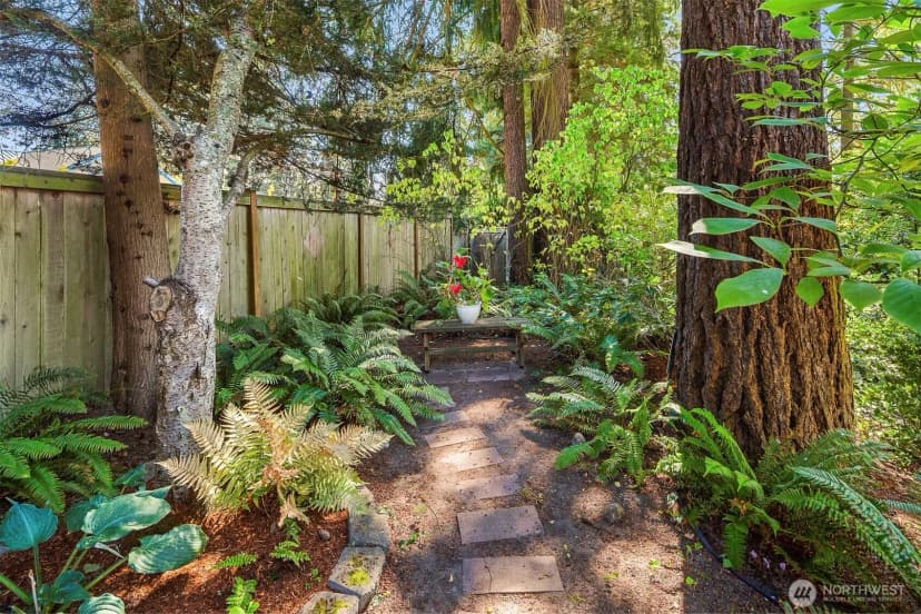 Property photo for 16623 Fremont Avenue N, Shoreline photo 3