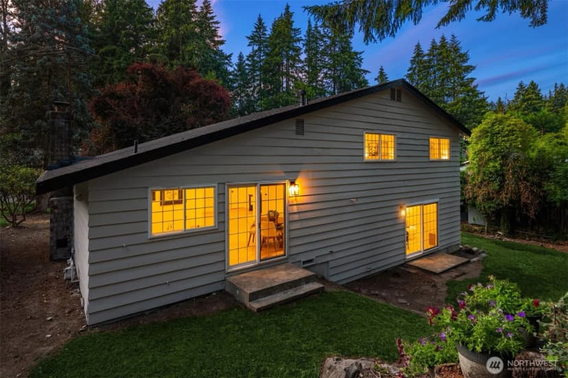 Property photo for 12523 Ne 138th Place, Kirkland photo 34