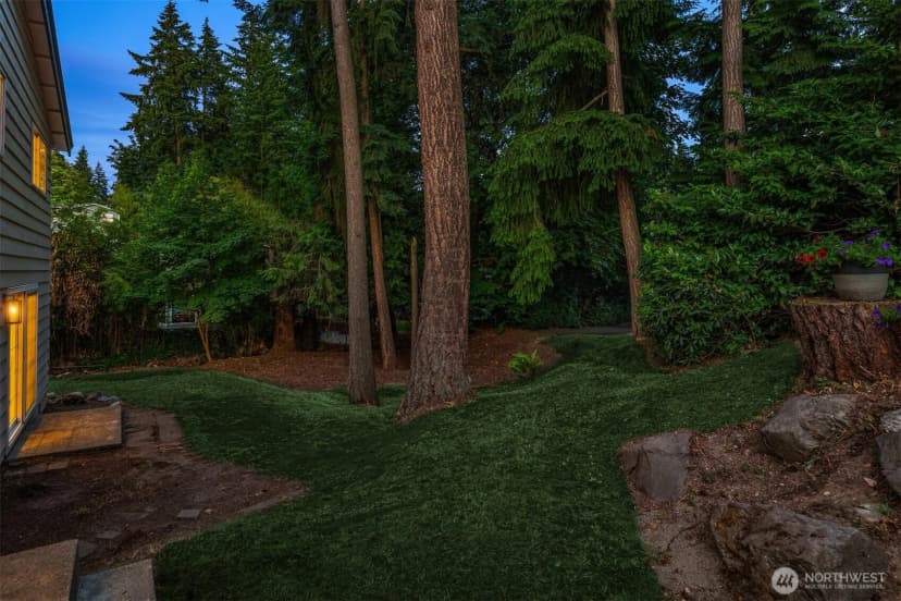Property photo for 12523 Ne 138th Place, Kirkland photo 35