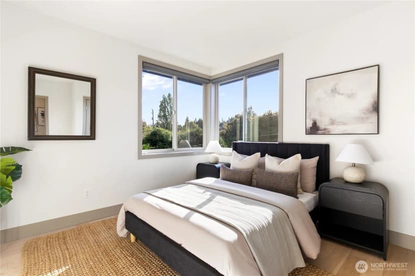 Property photo for 3420 33rd Avenue W, Seattle photo 20