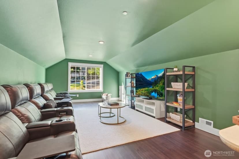 Property photo for 17006 37th Avenue Ne, Lake Forest Park photo 29
