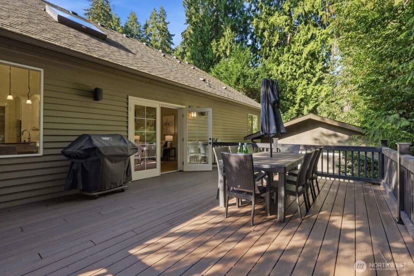 Property photo for 17006 37th Avenue Ne, Lake Forest Park photo 31