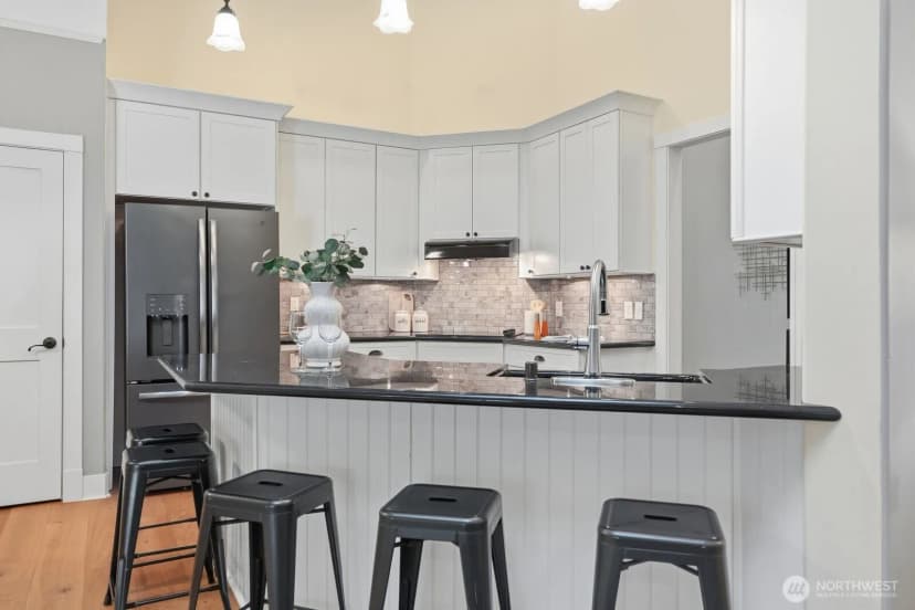 Property photo for 17006 37th Avenue Ne, Lake Forest Park photo 14