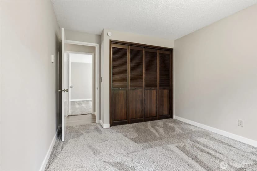 Property photo for 325 Rollingwood Drive, Kelso photo 20