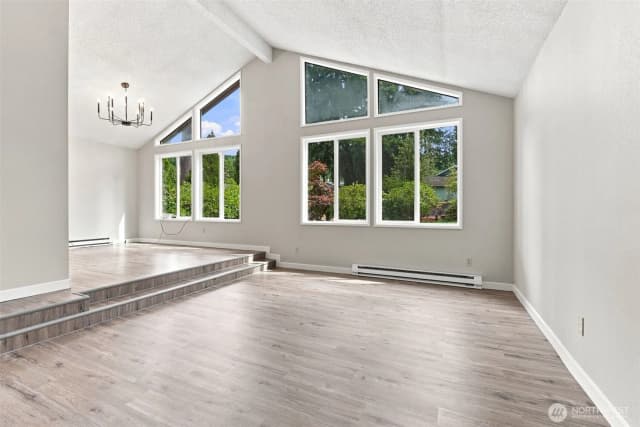 Property photo for 325 Rollingwood Drive, Kelso photo 3