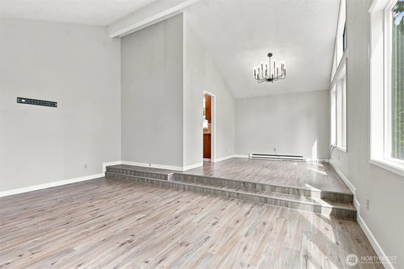 Property photo for 325 Rollingwood Drive, Kelso photo 4