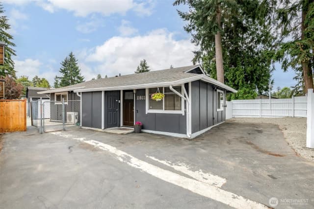 Property photo for 11811 Se 318th Place, Auburn