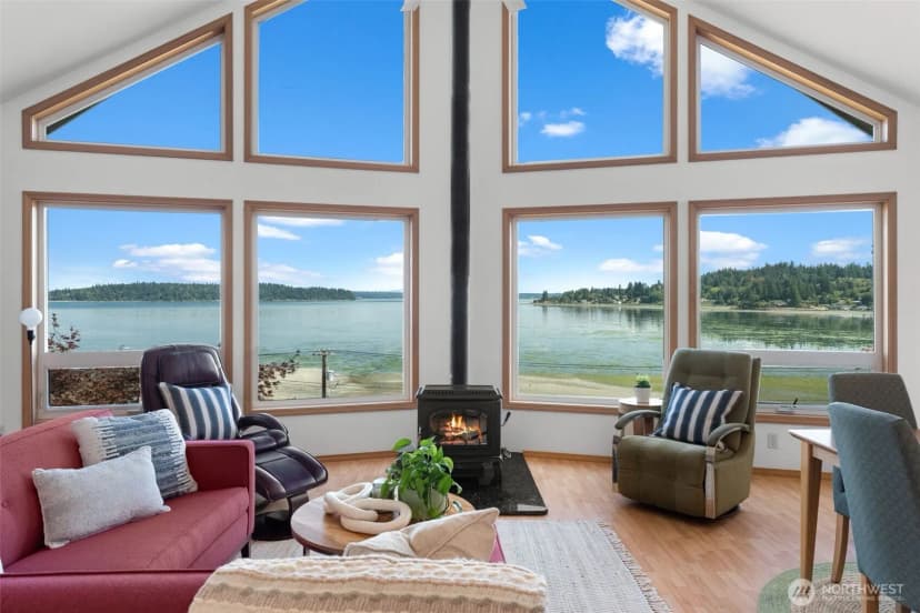 Property photo for 7727 Se Southworth Drive, Port Orchard photo 3