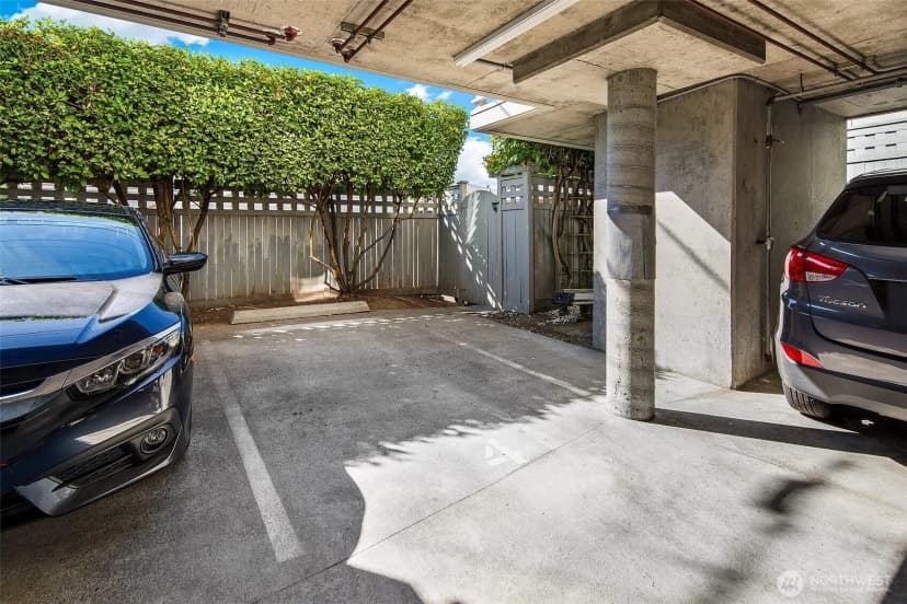 Property photo for 5953 California Avenue Sw #2c, Seattle photo 17