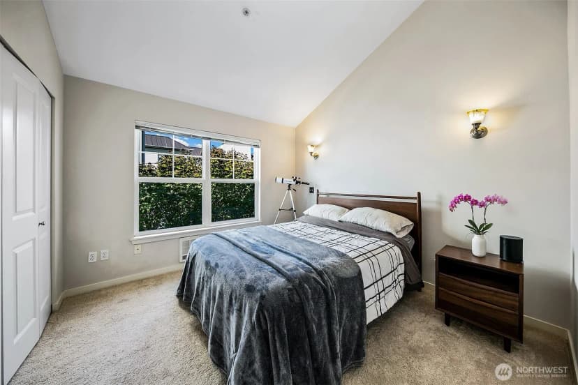 Property photo for 5953 California Avenue Sw #2c, Seattle photo 14
