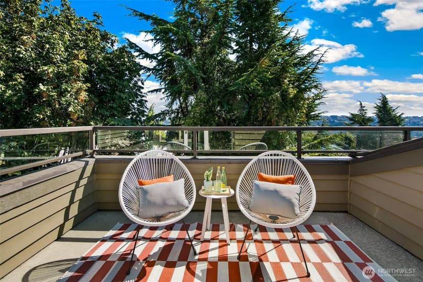 Property photo for 1512 Taylor Avenue N #c, Seattle photo 10