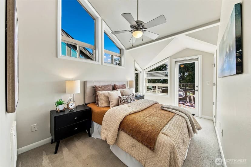 Property photo for 1512 Taylor Avenue N #c, Seattle photo 9