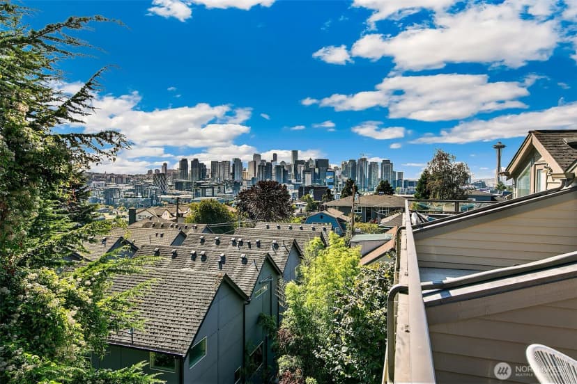 Property photo for 1512 Taylor Avenue N #c, Seattle photo 12