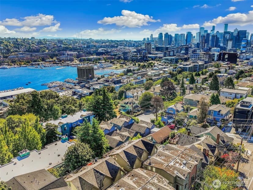 Property photo for 1512 Taylor Avenue N #c, Seattle photo 30