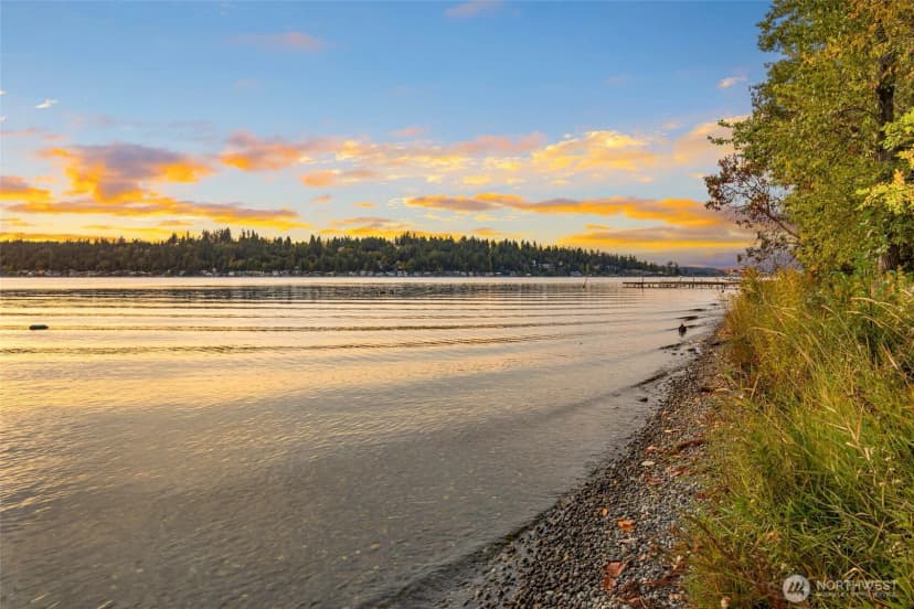 Property photo for 35753001 E Lake Sammamish Parkway, Sammamish photo 10