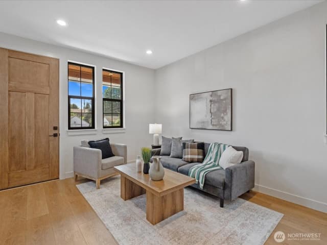 Property photo for 2817 25th Street #b, Everett photo 5