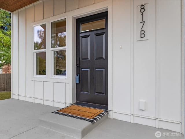 Property photo for 817 Olympic Boulevard #b, Everett photo 4