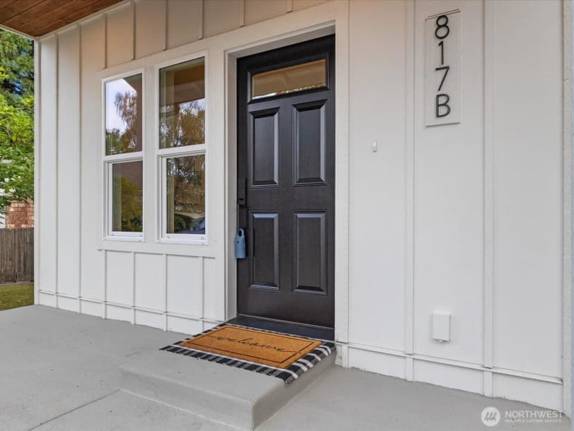 Property photo for 817 Olympic Boulevard #b, Everett photo 4