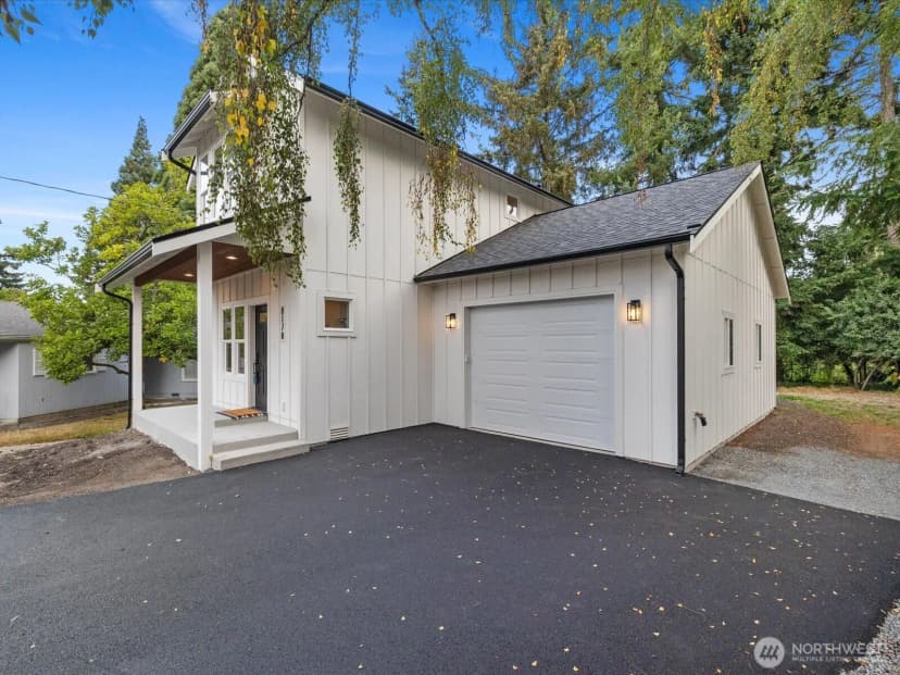 Property photo for 817 Olympic Boulevard #b, Everett photo 2