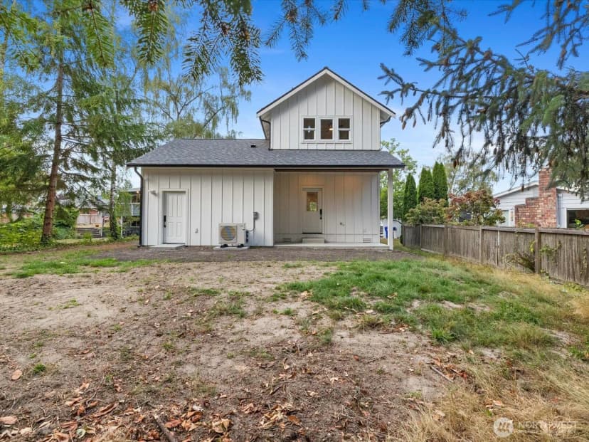 Property photo for 817 Olympic Boulevard #b, Everett photo 32