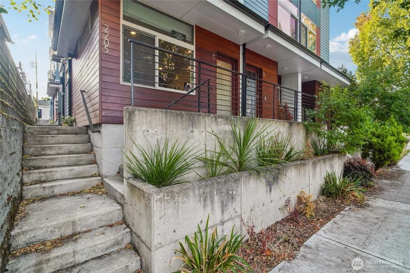 Property photo for 2207 15th Avenue S #b, Seattle photo 26