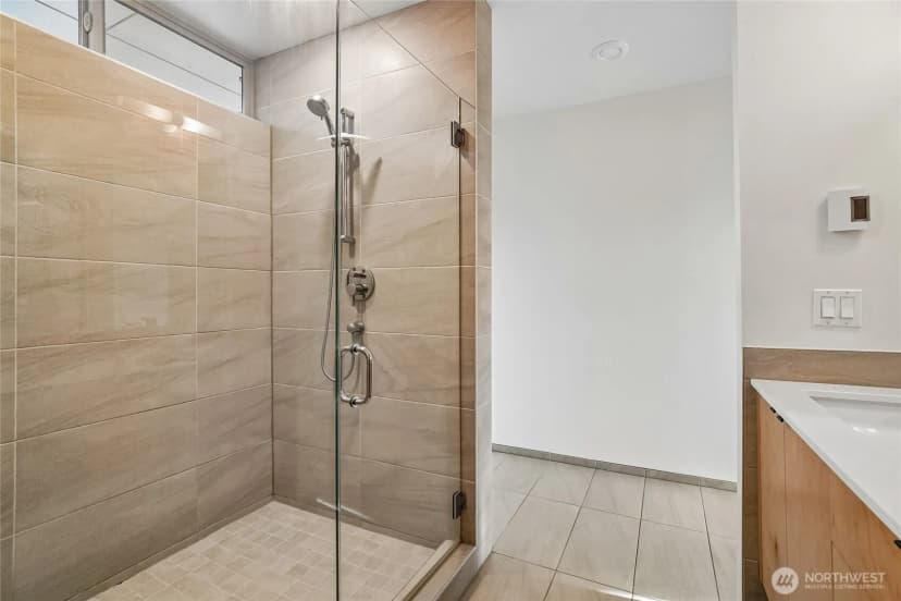 Property photo for 2207 15th Avenue S #b, Seattle photo 8