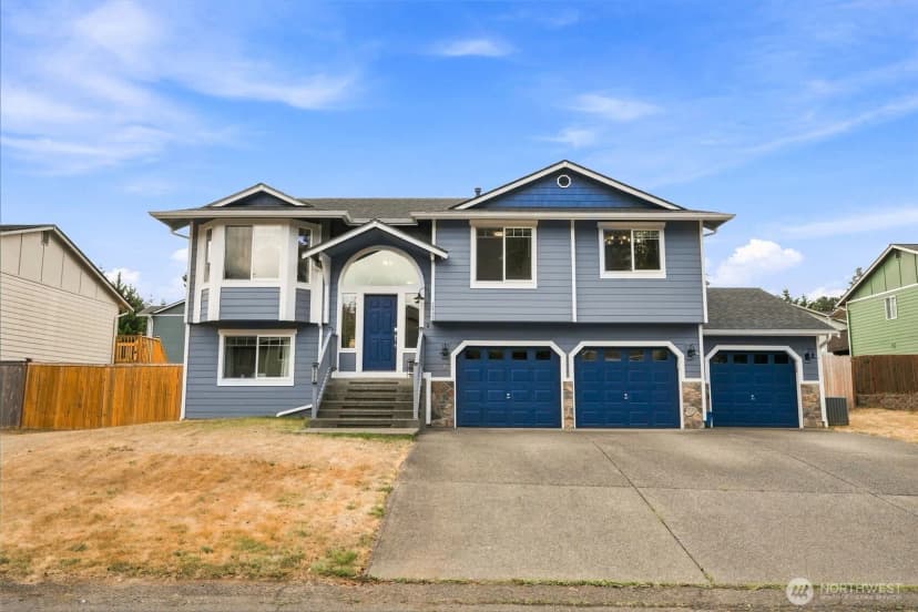 Property photo for 2902 162nd Street E, Tacoma photo 2