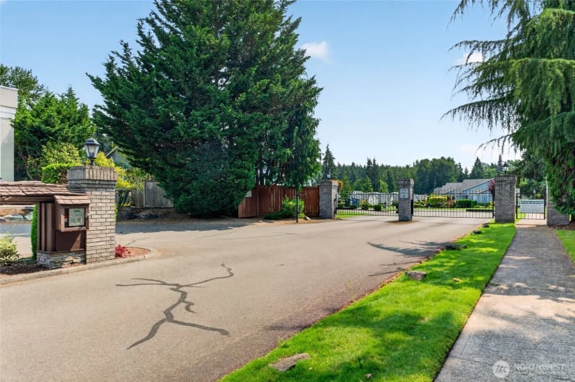 Property photo for 11209 88th Avenue E, Puyallup photo 27