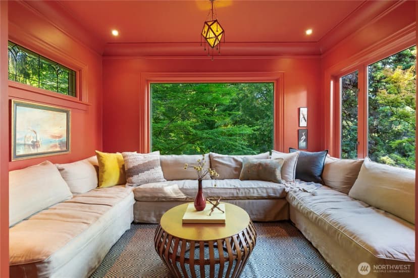 Property photo for 2306 Lake Park Drive S, Seattle photo 10