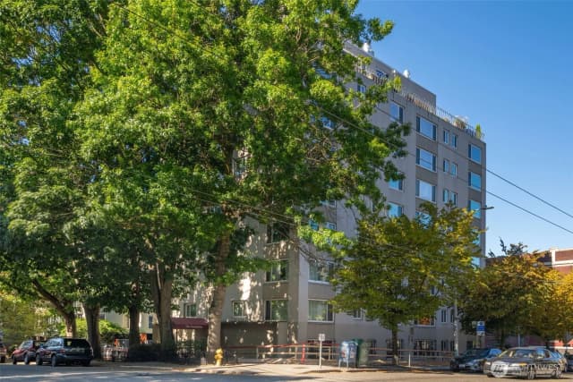 Property photo for 1200 Boylston Avenue #203, Seattle photo 2