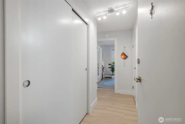 Property photo for 1200 Boylston Avenue #203, Seattle photo 3
