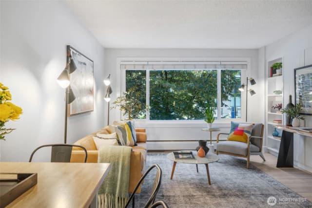 Property photo for 1200 Boylston Avenue #203, Seattle photo 5