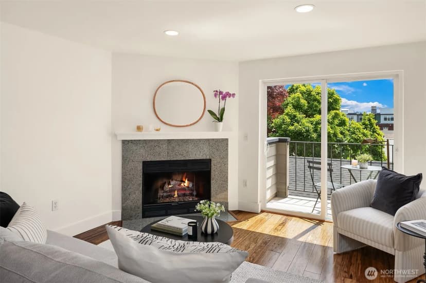 Property photo for 4831 Fauntleroy Way Sw #305, Seattle photo 4