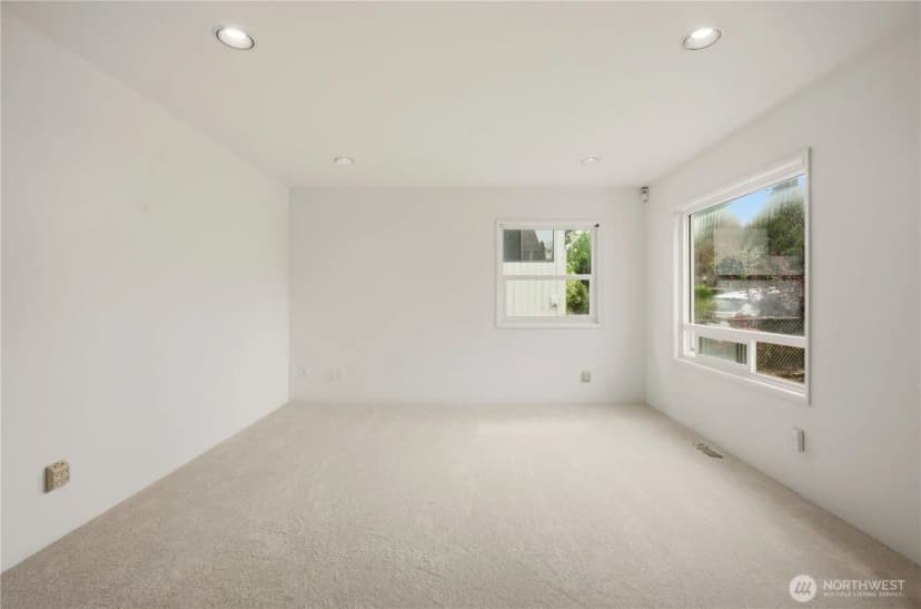 Property photo for 8914 30th Avenue Nw, Seattle photo 3