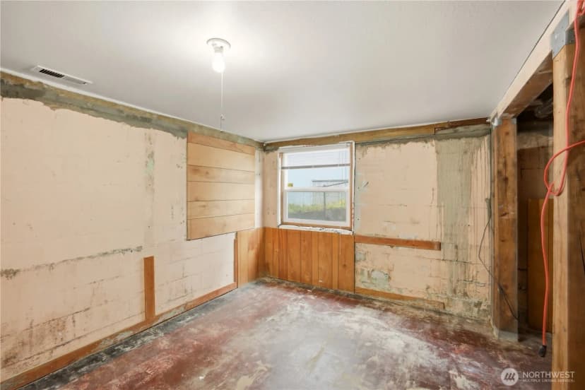 Property photo for 8914 30th Avenue Nw, Seattle photo 29