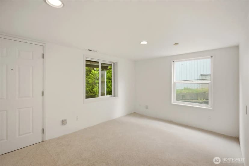Property photo for 8914 30th Avenue Nw, Seattle photo 21