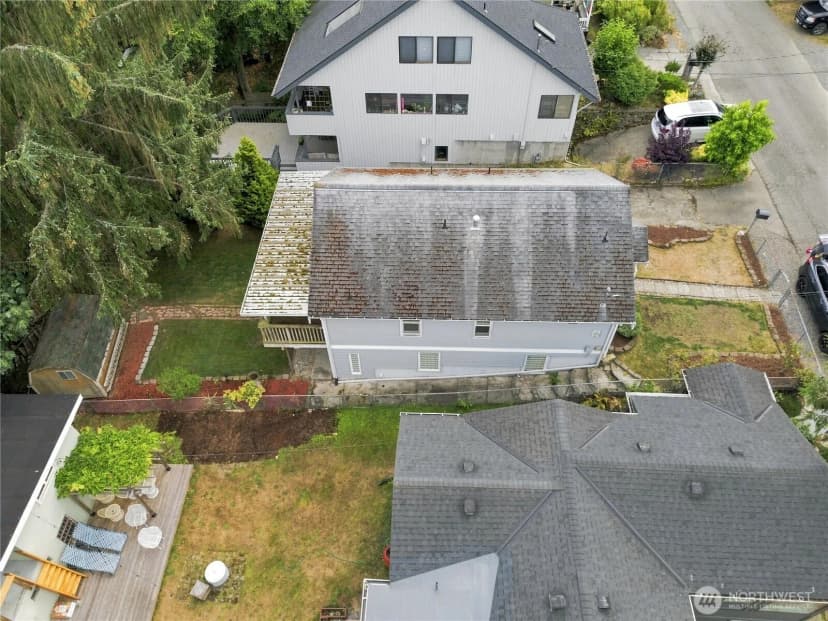 Property photo for 8914 30th Avenue Nw, Seattle photo 36