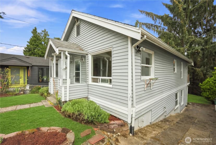 Property photo for 8914 30th Avenue Nw, Seattle photo 37