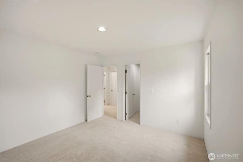 Property photo for 8914 30th Avenue Nw, Seattle photo 11
