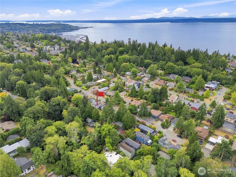 Property photo for 8914 30th Avenue Nw, Seattle photo 35