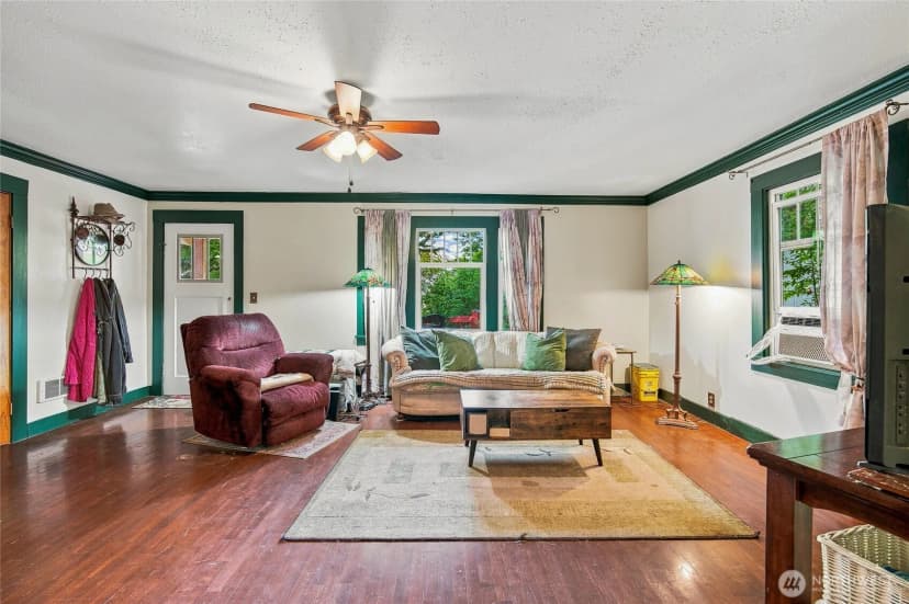 Property photo for 4808 Glenwood Avenue, Everett photo 15